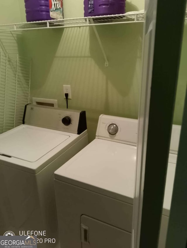 2918 Egret Ln, Austell, GA 30106 - washroom featuring washing machine and clothes dryer