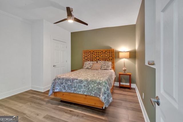 510 Watergate Ct, Roswell, GA 30076 - bedroom featuring wood finished floors, baseboards, and a ceiling fan