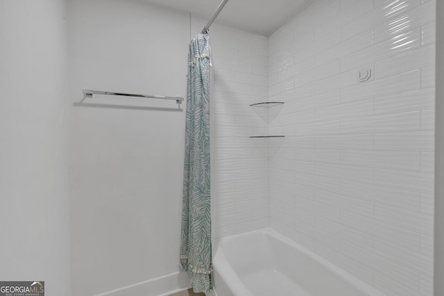 510 Watergate Ct, Roswell, GA 30076 - bathroom featuring shower / bath combo and baseboards
