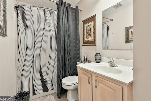 226 Long Island Dr, Whitesburg, GA 30185 - full bathroom featuring vanity, curtained shower, and tile patterned floors