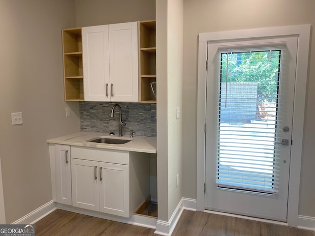 5950 Lynfield Dr, South Fulton, GA 30349 - entryway featuring a sink, light wood-style floors, and baseboards