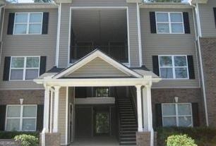 8202 Fairington Village Dr, Lithonia, GA 30038 - view of doorway to property