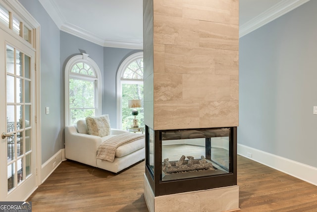 314 Caruso Ct, Sandy Springs, GA 30350 - sitting room with ornamental molding and wood finished floors