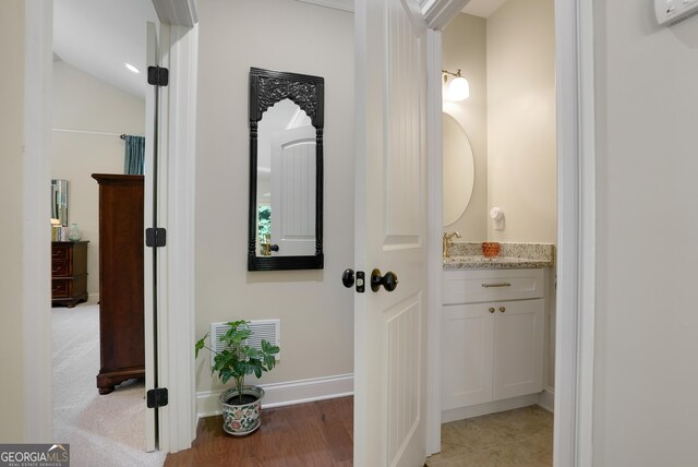 372 Abbington Way, Clarkesville, GA 30523 - hallway with baseboards