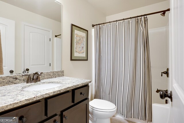 372 Abbington Way, Clarkesville, GA 30523 - full bathroom with vanity, shower / tub combo with curtain, and toilet