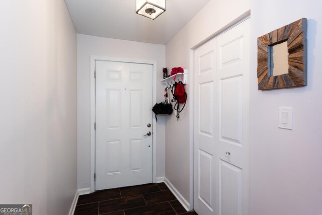 72 Sutton Pl, Avondale Estates, GA 30002 - doorway featuring baseboards