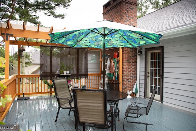 2884 Overwood Ln, Snellville, GA 30078 - wooden terrace with outdoor dining area