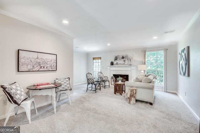 5548 Fitzpatrick Trce, Peachtree Corners, GA 30092 - living room featuring crown molding, healthy amount of natural light, carpet flooring, baseboards, and recessed lighting