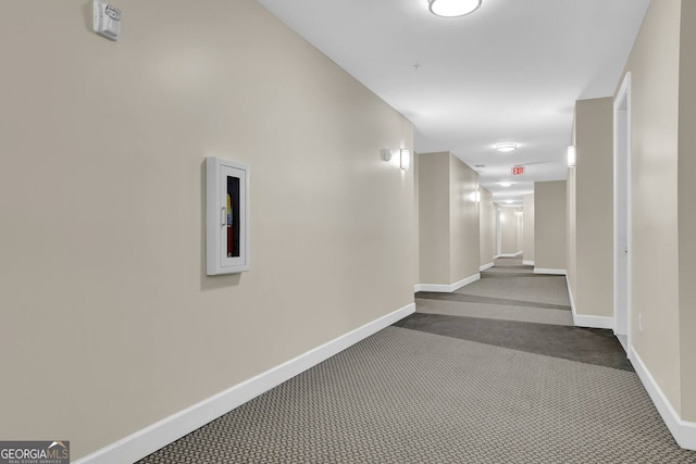 898 Oak St SW Unit 3204, Atlanta, GA 30310 - corridor featuring carpet and baseboards