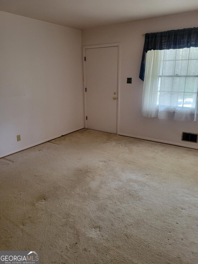 2137 Plantation Ln, Chamblee, GA 30341 - empty room with carpet
