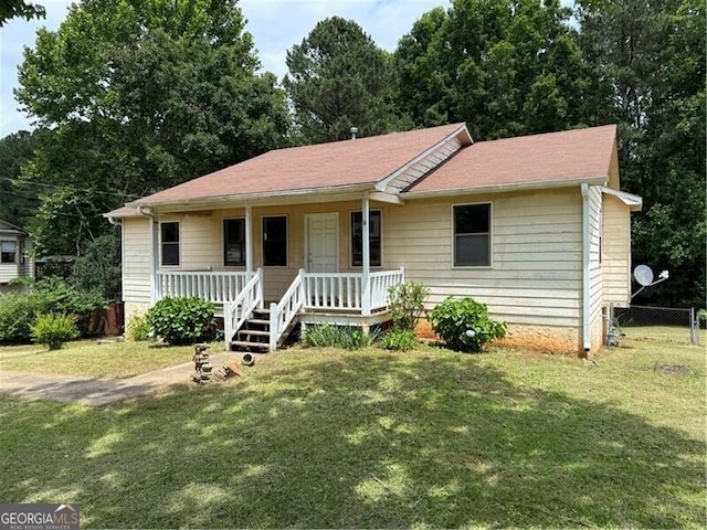 285 Woodland St, Dallas, GA 30157 - ranch-style house featuring a porch