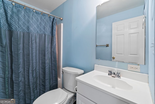635 Piping Rock Pt, Lawrenceville, GA 30043 - full bathroom featuring vanity, toilet, and shower / tub combo