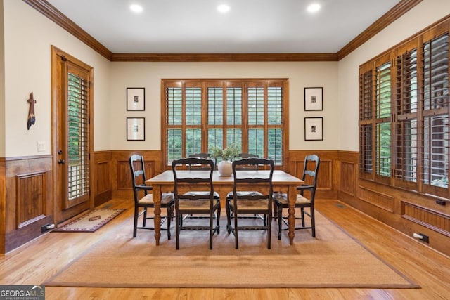 13037 Overlook Pass, Roswell, GA 30075 - dining area featuring wood finished floors, a wainscoted wall, plenty of natural light, ornamental molding, and recessed lighting