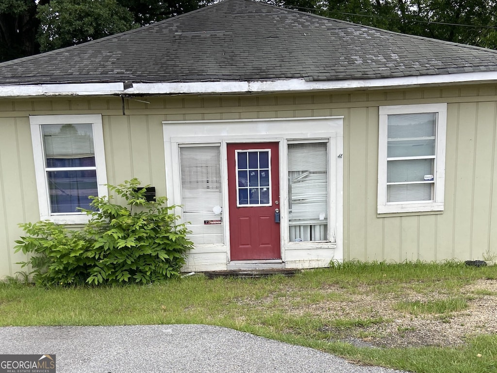 57 Williamson St, Winder, GA 30680