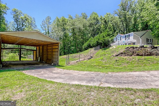 218 Jefferson Pl, Toccoa, GA 30577 - view of yard featuring driveway