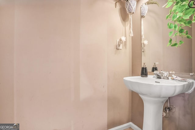 6076 Chupp Way Ln, Lithonia, GA 30038 - bathroom featuring baseboards