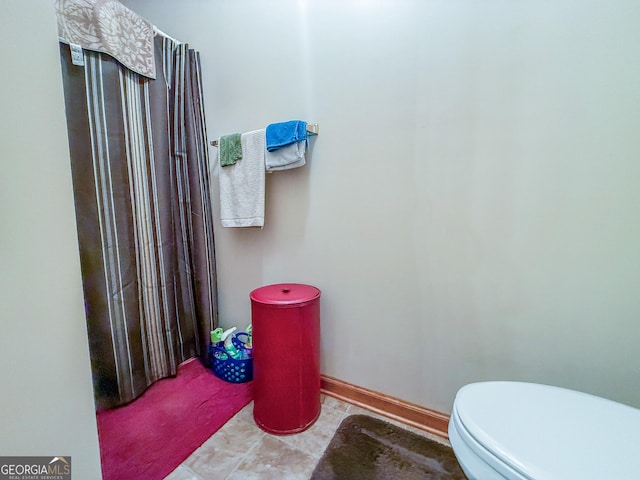 147 Glen Oaks Rd, Perry, GA 31069 - full bath featuring toilet
