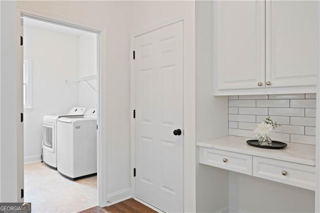 4108 Wyndam Hill Dr, Suwanee, GA 30024 - laundry area featuring washer and clothes dryer and baseboards