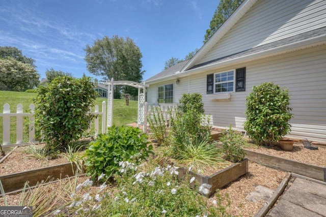 2008 Hidden Valley Rd, Hiawassee, GA 30546 - view of yard with a garden
