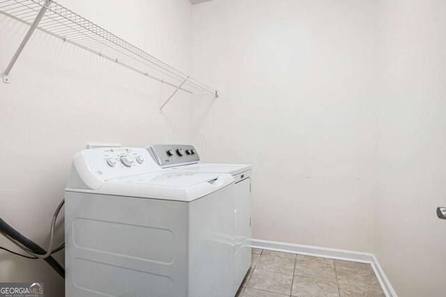 2061 Grove Field Ln, Marietta, GA 30064 - bathroom with vanity, toilet, bathing tub / shower combination, and tile patterned floors