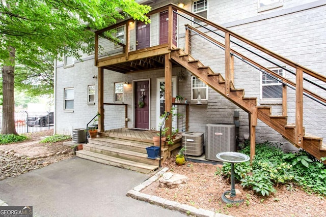 40 Daniel St SE, Atlanta, GA 30312 - entrance to property featuring central AC and stone siding