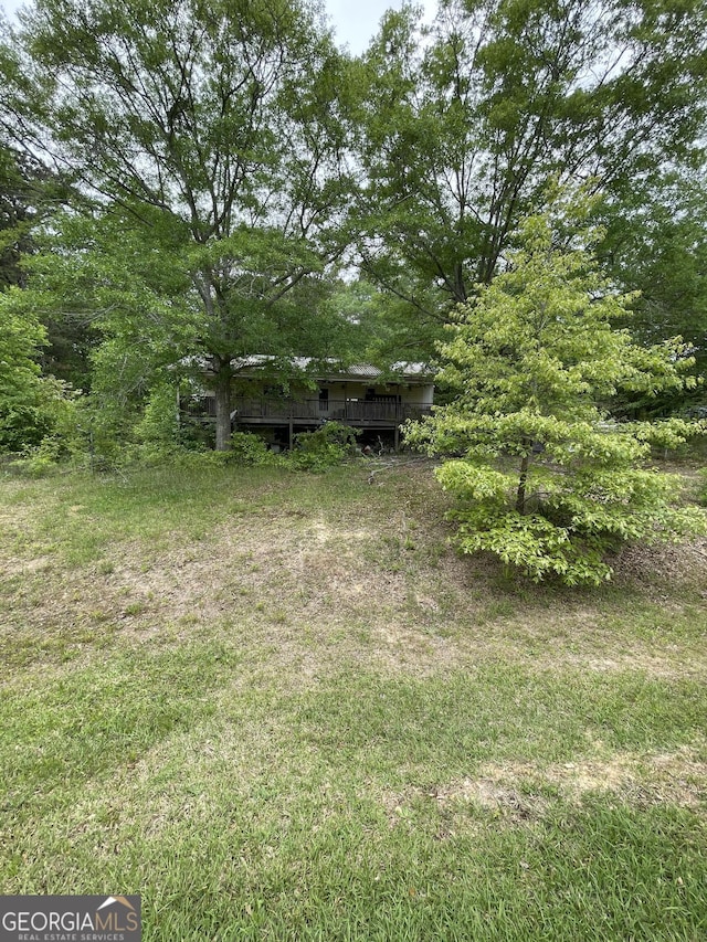 938 Mandeville Rd, Carrollton, GA 30117 - view of yard with a deck