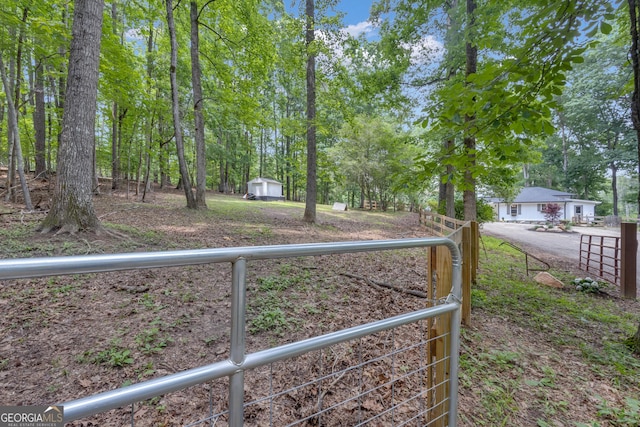 6290 Cascade Palmetto Hwy, Fairburn, GA 30213 - view of yard