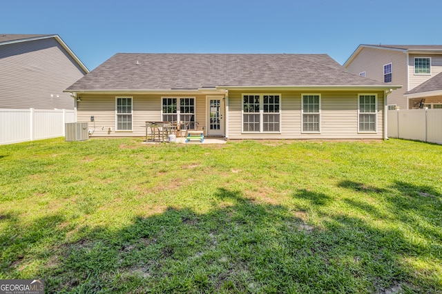 104 Johansen Way, Kingsland, GA 31548 - rear view of property featuring a fenced backyard and a patio area