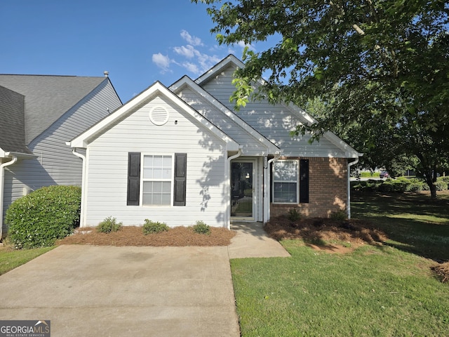 3075 Lakeside Cir, Covington, GA 30016 - view of front of house featuring a front yard