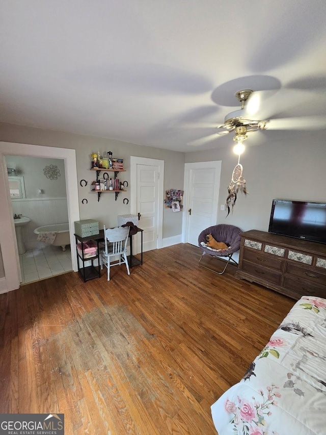 142 Griffin Dr, Carrollton, GA 30117 - living area with wood finished floors and a ceiling fan