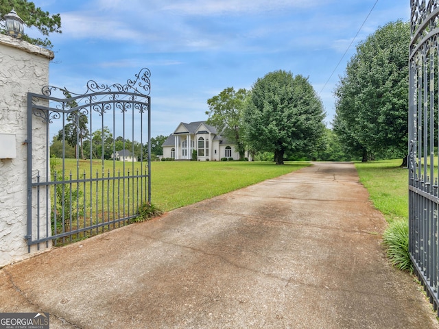 474 N Rover Rd, Williamson, GA 30292 - gate with a yard