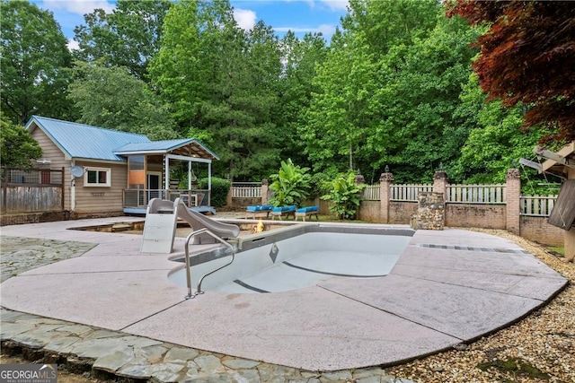 1451 Tappan Spur Dr, Watkinsville, GA 30677 - fenced backyard featuring a patio area and view of wooded area