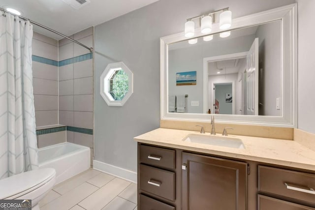 2356 Defoors Ferry Rd NW, Atlanta, GA 30318 - full bath featuring tile patterned floors, vanity, shower / bathtub combination with curtain, toilet, and baseboards