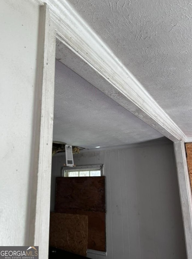 964 Ponce De Leon Cir, Macon, GA 31206 - detailed view of a textured ceiling