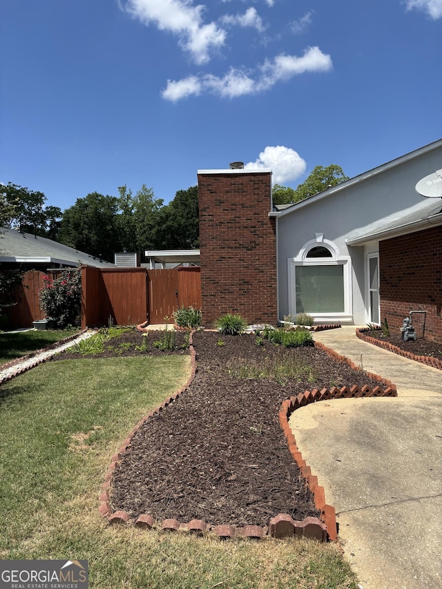 135 Courtyard Ln, Fayetteville, GA 30215 - view of yard
