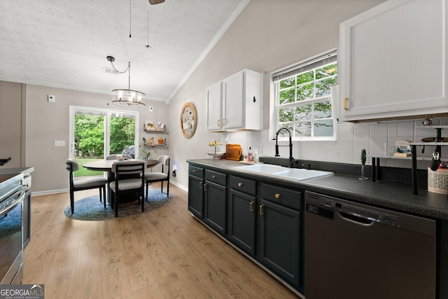7277 Plum Creek Dr, Gainesville, GA 30507 - kitchen with dishwashing machine, a sink, crown molding, decorative backsplash, and plenty of natural light