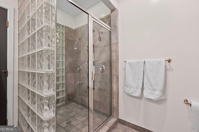 1308 NE Fernwood Cir NE, Atlanta, GA 30319 - bathroom featuring a shower stall