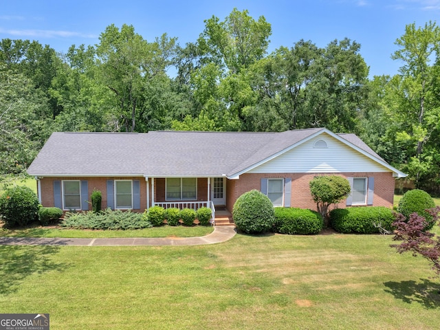 114 Overlook Dr, Mcdonough, GA 30252 - single story home with brick siding, a porch, and a front yard