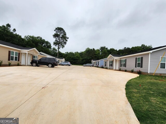 108 Ronald Pride, Fort Valley, GA 31030 - view of concrete driveway