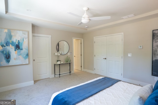 4366 Bradley Dr SW, Snellville, GA 30039 - bedroom with carpet floors, baseboards, a ceiling fan, and a closet