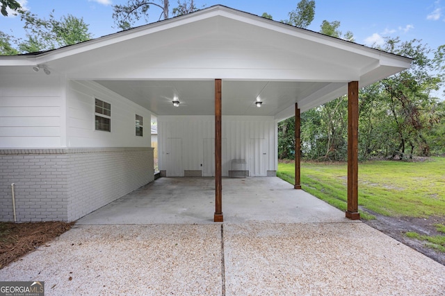 1905 Azalea, Valdosta, GA 31602 - view of parking featuring a carport and driveway