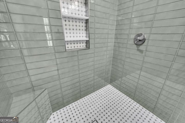 1 N Boundary Pl NW, Atlanta, GA 30318 - full bathroom featuring a tile shower