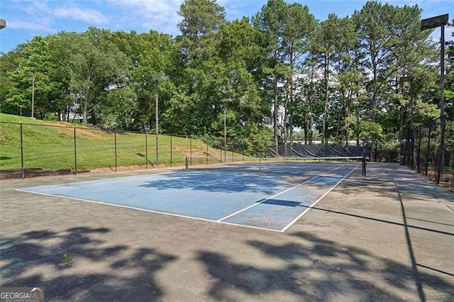 3530 Piedmont Rd NE Unit 2I, Atlanta, GA 30305 - view of tennis court featuring view of scattered trees
