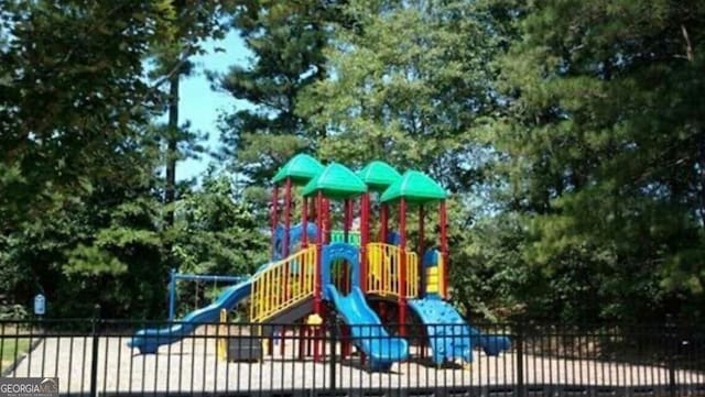 131 Bob White Ln, Newnan, GA 30263 - community play area with view of scattered trees