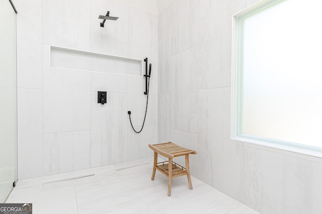 720 Latrobe Way, Macon, GA 31220 - bathroom with tiled shower