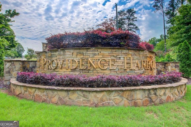 332 Warwick Pl, Mcdonough, GA 30253 - community sign featuring a lawn