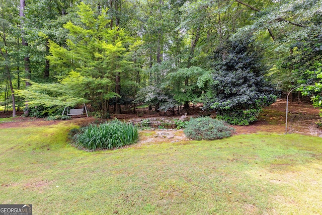 220 Broadmoor Dr, Fayetteville, GA 30215 - view of grassy yard