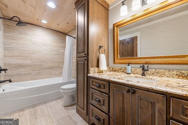 547 Toccoa River Ln, Mineral Bluff, GA 30559 - full bathroom featuring vanity, toilet, shower / bath combination with curtain, and recessed lighting
