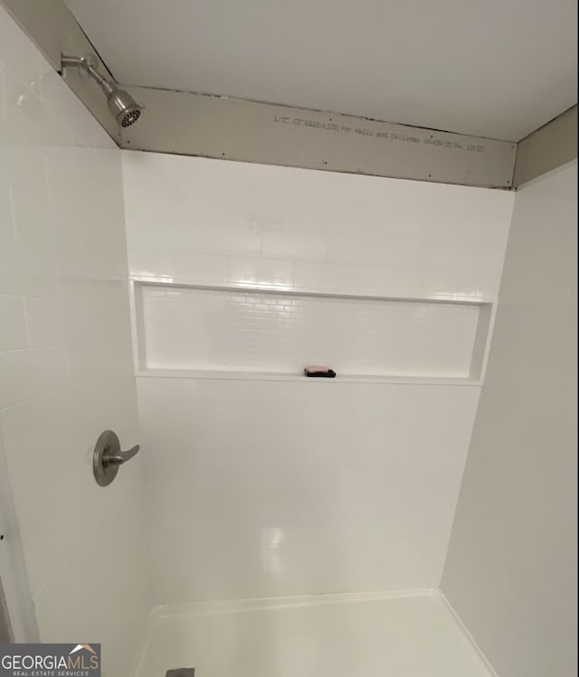 8020 Ga Highway 272, Sandersville, GA 31082 - bathroom featuring a shower