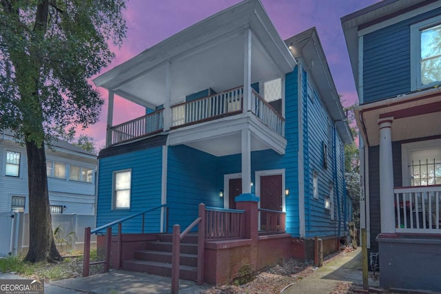 507 W 35th St, Savannah, GA 31415 - view of front of house with a balcony and a porch